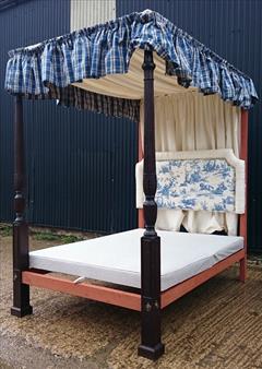 0604201918th Century Four Poster Bed 87H 89L 57W 83L Inside 9.JPG
